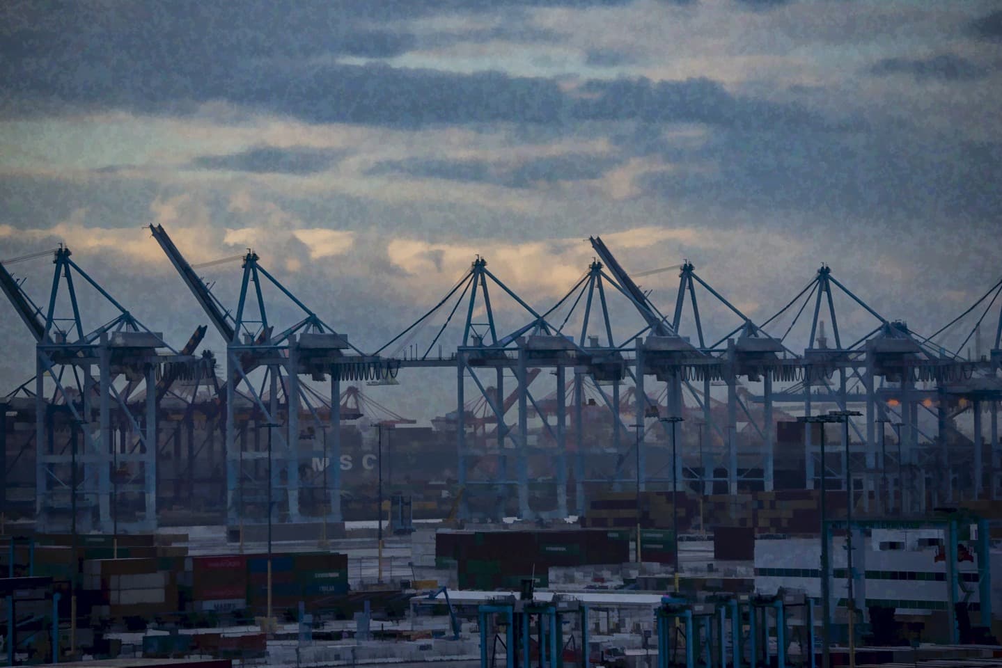 A photograph of cranes and cargo operations at the Port of Los Angeles, used as a scene illustration, not this shipment.